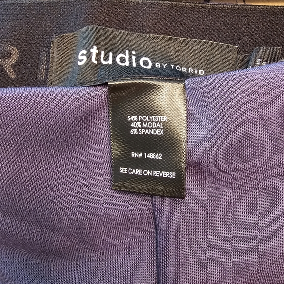 💥NEW! Torrid Wide Leg Pants - Picture 7 of 13